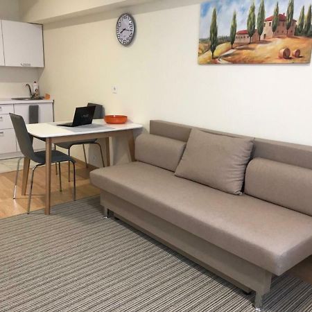 New Quiet Place In Kiev Екстериор снимка