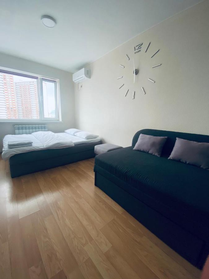 New Quiet Place In Kiev Екстериор снимка