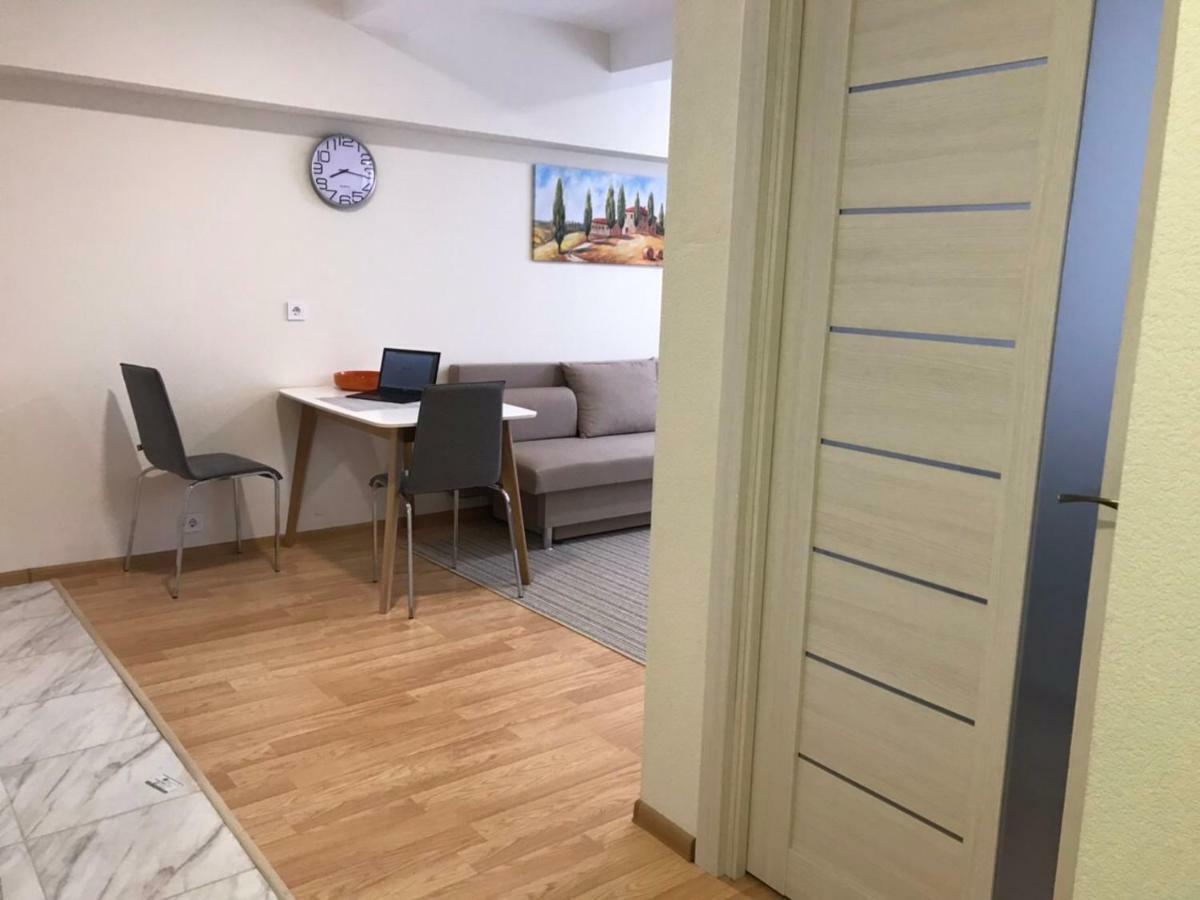 New Quiet Place In Kiev Екстериор снимка